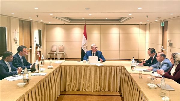 وزير البترول يتابع مع "شيفرون" مشروع ربط حقل "أفروديت" القبرصي بمصر