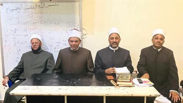 وكيل أوقاف البحر الأحمر يشهد انطلاق الدراسة بالمركز الثقافي بمسجد الميناء الكبير بالغردقة