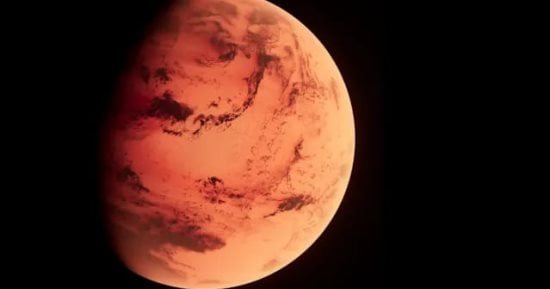 جليد المريخ "أنظف" مما نظن.. كيف يغير هذا الاكتشاف فهمنا لمستقبل الكوكب الأحمر؟