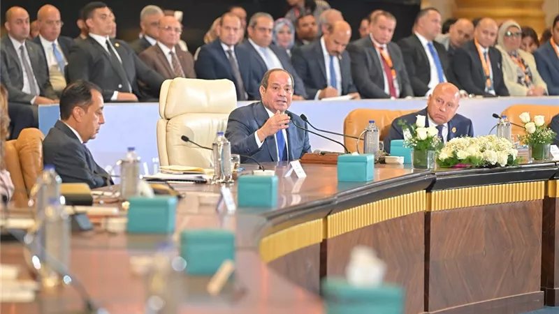 السيسي يطالب الداخلية بمبادرات من أجل تحسين انطباع المواطنين عنها والحفاظ عليه