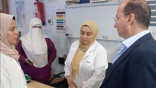 إحالة مسئولي مستشفى نبروه للتحقيق وإجراءات ضد المتغيبين بـ"طلخا المركزي"