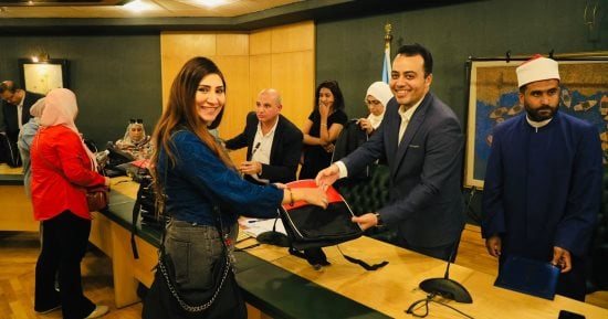 لجنة الحج بنقابة الصحفيين تنظم لقاءً لتوزيع تأشيرات العمرة وشرح المناسك للزملاء المشاركين