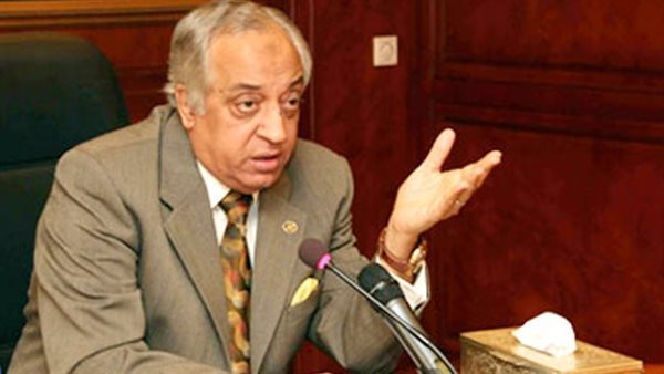سرقة شقة أسرة وزير الداخلية الأسبق تفتح ملف "كيف تتم حماية أصحاب المناصب الأمنية؟"