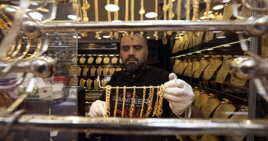عيار 24 بدون مصنعية بـ 7223 جنيه.. سعر الذهب اليوم الاثنين 26 أكتوبر 2026