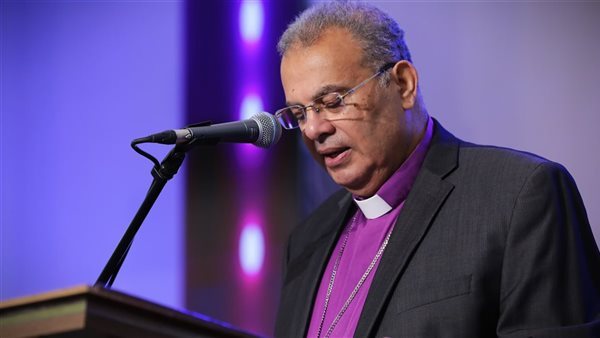 رئيس الإنجيلية: الظروف الصعبة ليست سببا لتراجع الإنسان عن أداء دوره أو القيام بمسؤوليته