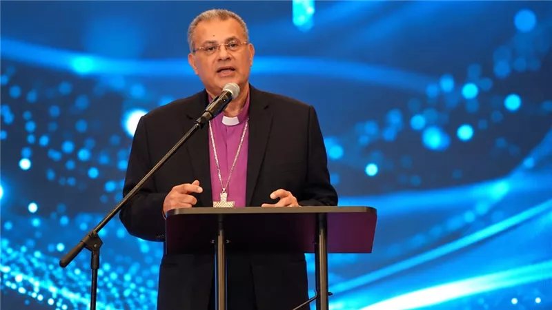 رئيس الإنجيلية: التعاون بين المؤسسات الدينية والمدنية ضرورة لمواجهة تحديات الحروب وحماية الإنسانية