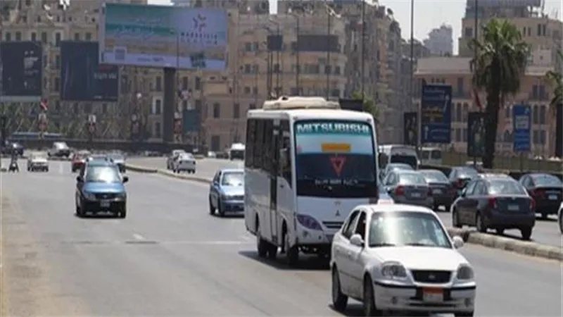 سيولة مرورية بالقاهرة الكبرى، وارتفاع عدد ضحايا حادث أتوبيس الغردقة إلى حالتي وفاة و30 مصابا