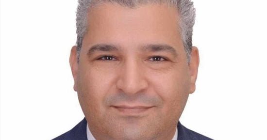 عياد رزق يحذر: الحسابات الوهمية تصنع انتشارا زائفا والوعى يبدأ من التحقق قبل المشاركة
