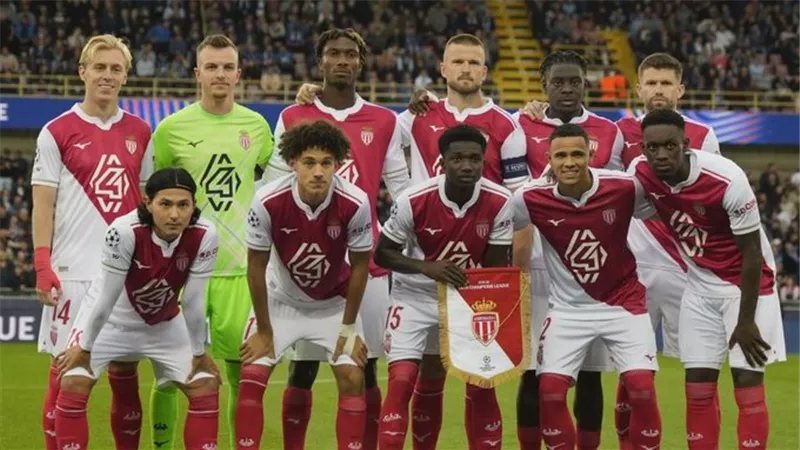 فاتي ومينامينو على مقاعد البدلاء، تشكيل موناكو وفرايبورج في دوري المؤتمر الأوروبي