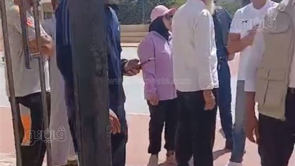 دون مرافقين، وزير الرياضة يفاجئ عددا من مراكز شباب مطروح لمتابعة مستوى الخدمات