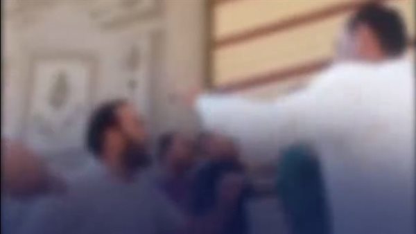 مشاجرة عنيفة بين 9 أشخاص في البحيرة بسبب قطعة أرض