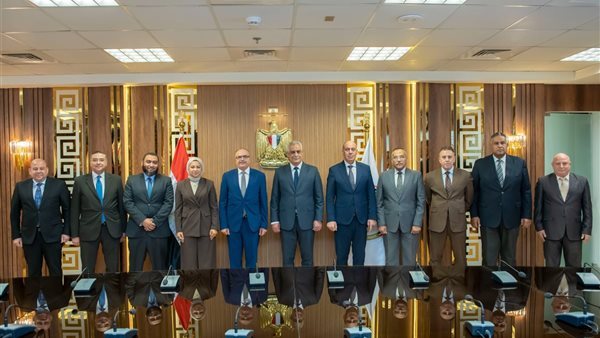 الإنتاج الحربي والمقاولون العرب يوقعان مذكرتي تفاهم لتعزيز التصنيع المشترك والتوسع بالأسواق الأفريقية
