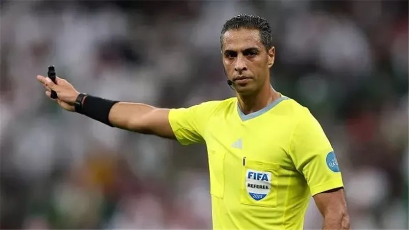 5 حكام مصريين في معسكر النخبة الأفريقية استعدادًا لدوري الأبطال والكونفدرالية