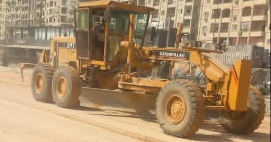 جهود مكثفة لإنهاء كورنيش محلة منوف بطنطا..تجهيز الأرصفة لإنشاء ممشى واستراحات