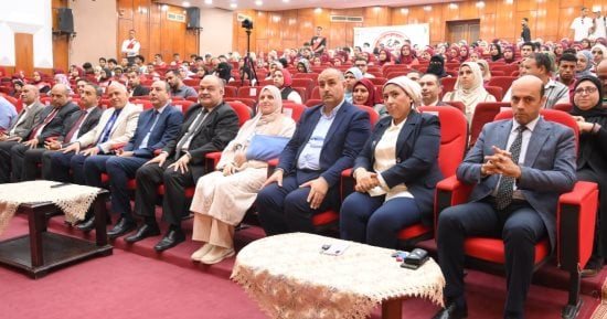 جامعة الفيوم تحتفل بذكرى انتصارات أكتوبر وتكرم المتميزين فى أسبوع شباب الجامعات