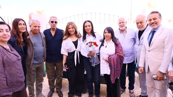 مايا مرسي تتفقد دار إقامة كبار الفنانين بأكتوبر وتطمئن على الخدمات المقدمة للنزلاء