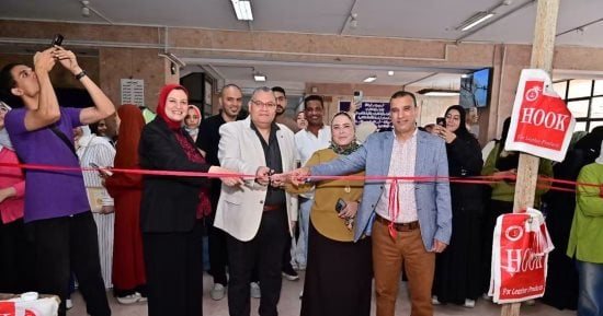 كلية التربية بالإسكندرية تطلق معرضًا للأدوات والشنط بأسعار مخفضة لمدة 10 أيام