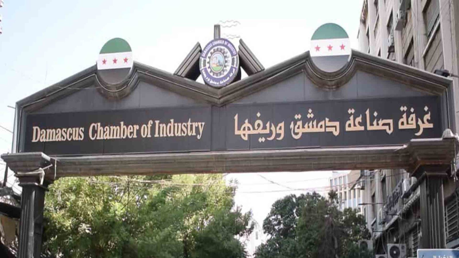 من خطوط الإنتاج إلى الشاشة.. الصناعة السورية تبحث عن دور في الدراما