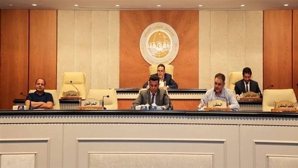 عقيلة صالح يرفض قرار تجميد هيئة رئاسة البرلمان الليبي والنويري ينضم إليه