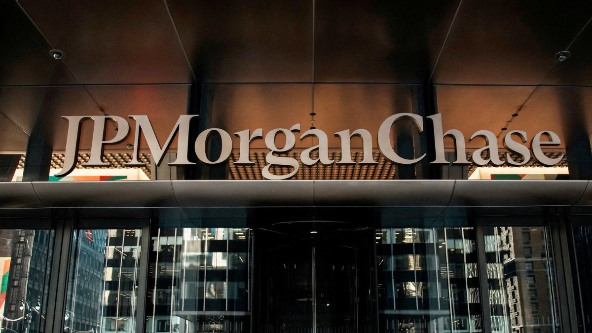 استثمارات ضخمة من JPMorgan Chase في شركات الدفاع والتقنية المتقدمة بقيمة 5 مليارات دولار