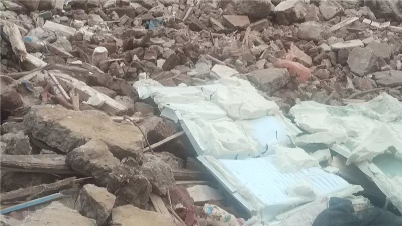 ارتفاع حصيلة ضحايا العقار المنهار في الإسكندرية إلى 5 وفيات ومصابين