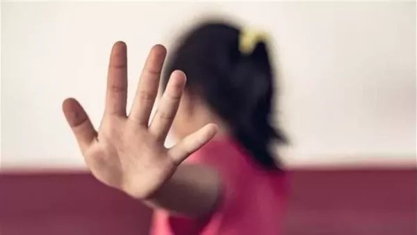 والدي ضربها بالماسورة، طفلة تكشف تفاصيل مقتل والدتها بسبب خلافات زوجية بالمنيا