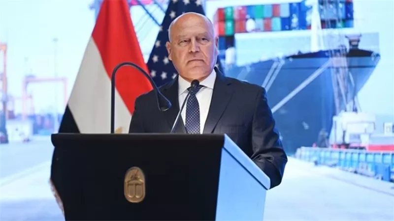 كامل الوزير: شبكة طرق بطول 31 ألف كيلو و8 ممرات لوجستية لدعم التنمية