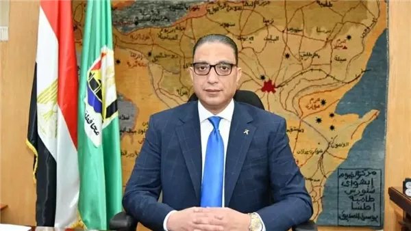 محافظ الجيزة يعتمد حركة ترقيات لـ 562 موظفا بالديوان العام والأحياء والمراكز والمدن