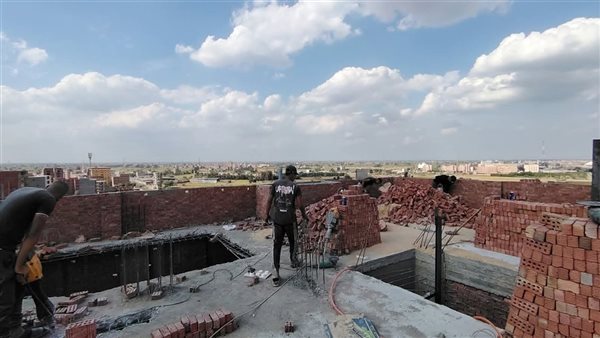 محافظ الدقهلية يوجه بالإزالة الفورية لعقار مخالف في طلخا وإحالة المتقاعسين للتحقيق