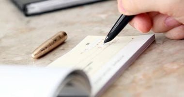 سرقة شيك بنكى.. كيف توقف صرفه وتحمى أموالك قبل فوات الأوان؟