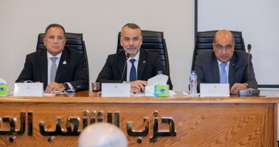 الشعب الجمهوري يعقد اجتماعا تنظيميا مع أمناء الأمانات المركزية
