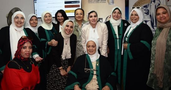 فلوسك في أمان.. الرقابة تعلم سيدات الإسكندرية إزاي يستثمروا بمبالغ بسيطة