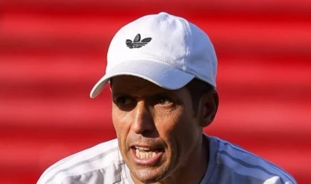 ماذا يفعل مدربو الأهلي في الضربة الأولى بأدغال أفريقيا قبل عموتة؟