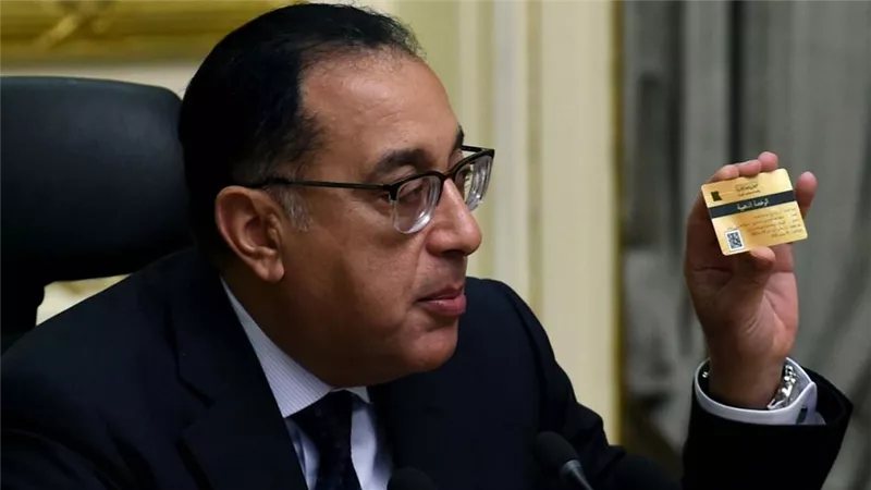 الرخصة الذهبية في مصر، هل تحولت من تسهيل الإجراءات إلى بوابة لجذب الاستثمارات الجديدة؟