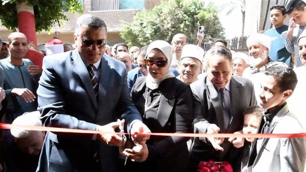 محافظ قنا يحضر خطبة الجمعة عن الدروس المستفادة من نصر أكتوبر المجيد