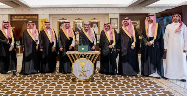 أمير القصيم يدشن منصة تمكين المشاريع المتعثرة لجذب الاستثمارات