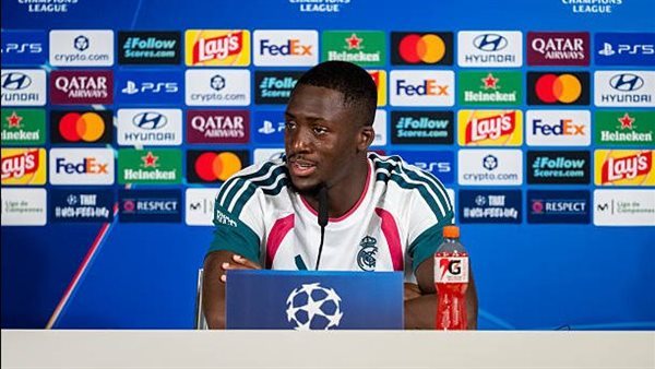 كوناتي: حلمي حصد الألقاب مع ريال مدريد ومورينيو يحظى باحترام الجميع