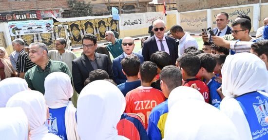 محافظ الغربية يلتقي شباب ميت يزيد..ويؤكد: الوعي والمعرفة طريق المشاركة وصناعة المستقبل