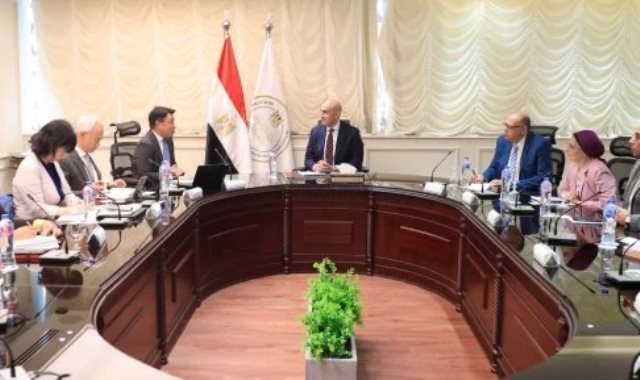 وزير التعليم يبحث مع "جايكا" التوسع في المدارس المصرية اليابانية