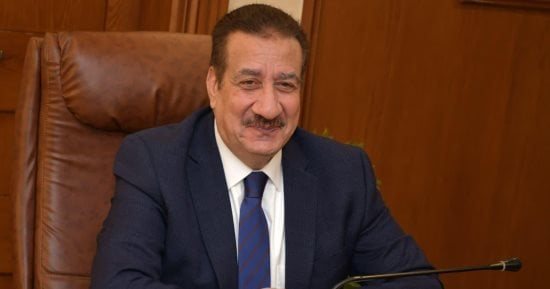 سيدة تستوقف محافظ بورسعيد وتشكره على تطوير منطقة بلال بن رباح