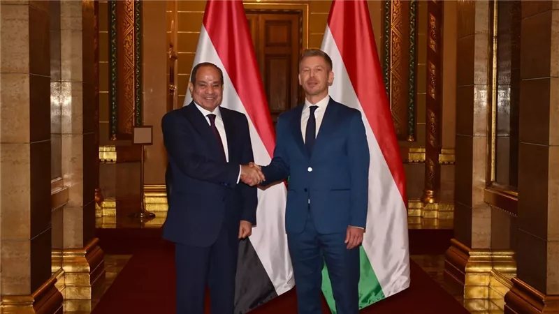 السيسي يؤكد لرئيس وزراء المجر أهمية مواصلة الارتقاء بالعلاقات وفتح آفاق أرحب للتعاون