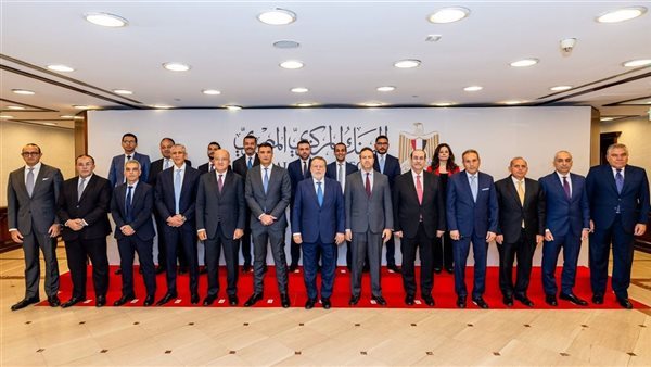برأسمال مليار جنيه، محافظ البنك المركزي ووزير الصناعة يطلقان صندوق إعادة هيكلة المصانع المتعثرة