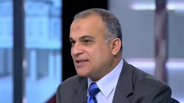 كيف يمكن إنهاء أزمة "الأحزاب الصفرية"؟ مستشار مركز الأهرام يجيب