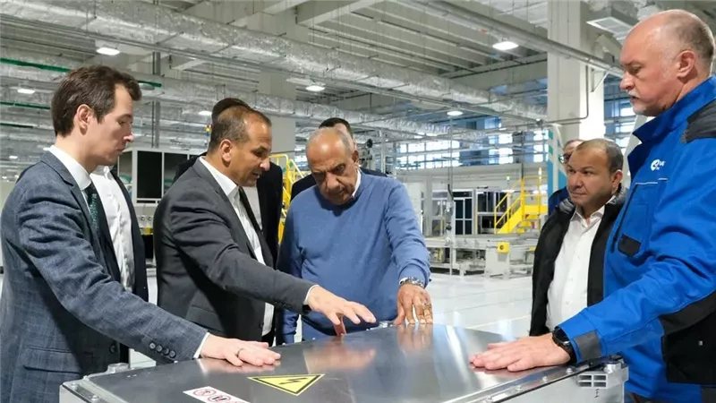وزير الكهرباء يبحث مع "روسآتوم" الروسية توطين صناعة بطاريات تخزين الطاقة