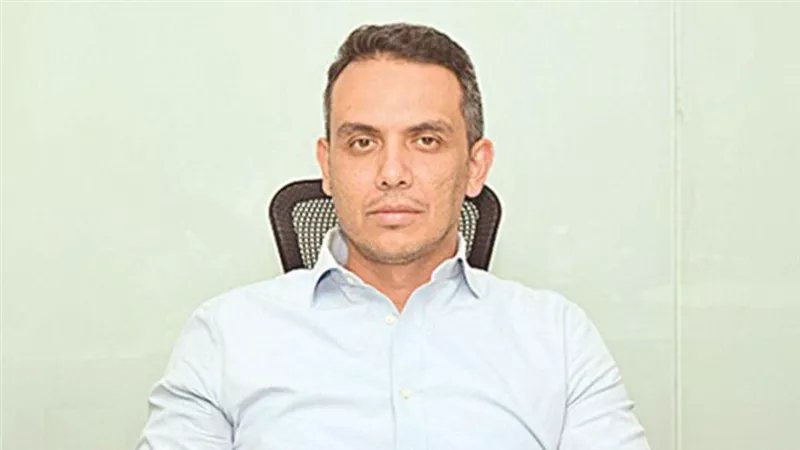 هاني جنينة: الدولار أعلى من قيمته العادلة بـ10% والجنيه يتحسن مع تراجع فاتورة الطاقة