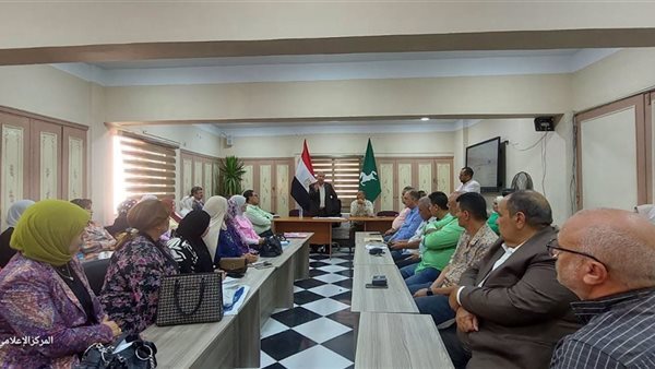وكيل التعليم بالشرقية يعقد اجتماعا موسعا مع القيادات التعليمية بالمحافظة