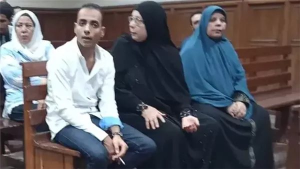بعد إعدام المتهمين، والدة طبيب الساحل تكشف أسرار اللحظات الأخيرة قبل قتل ابنها