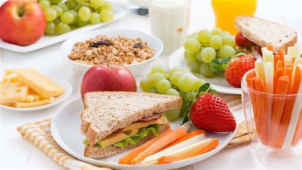 وجبات خفيفة صحية للأطفال تمنحهم الطاقة والتركيز