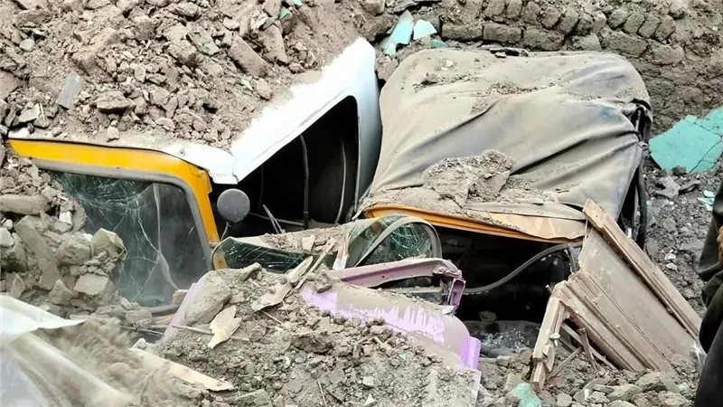 انهيار منزل من 3 طوابق بأبوقرقاص في المنيا