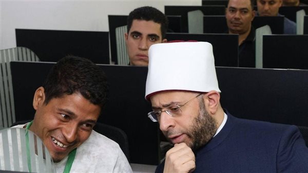 الأزهري: نبحث عن إمام واعٍ ومثقف يجيد مواجهة التطرف والتواصل مع الناس بلغة العصر